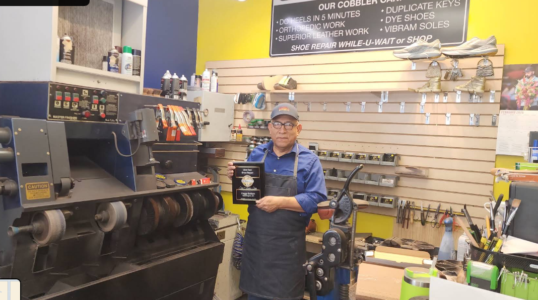 Glint fast Shoe Repair shop